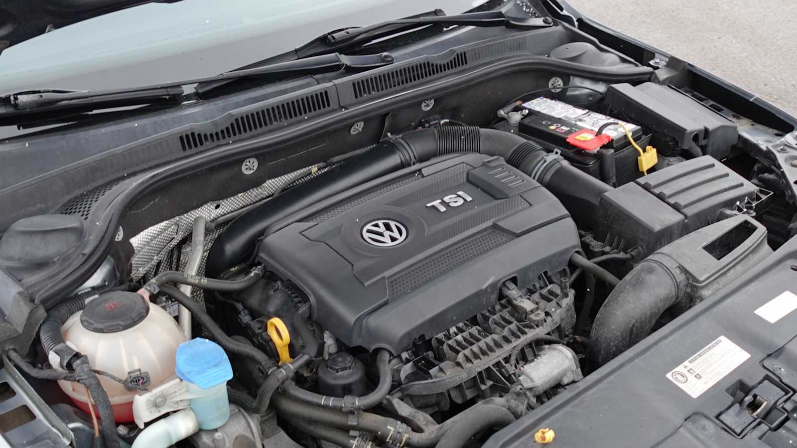 Thumbnail: 2018 Volkswagen Jetta - 22