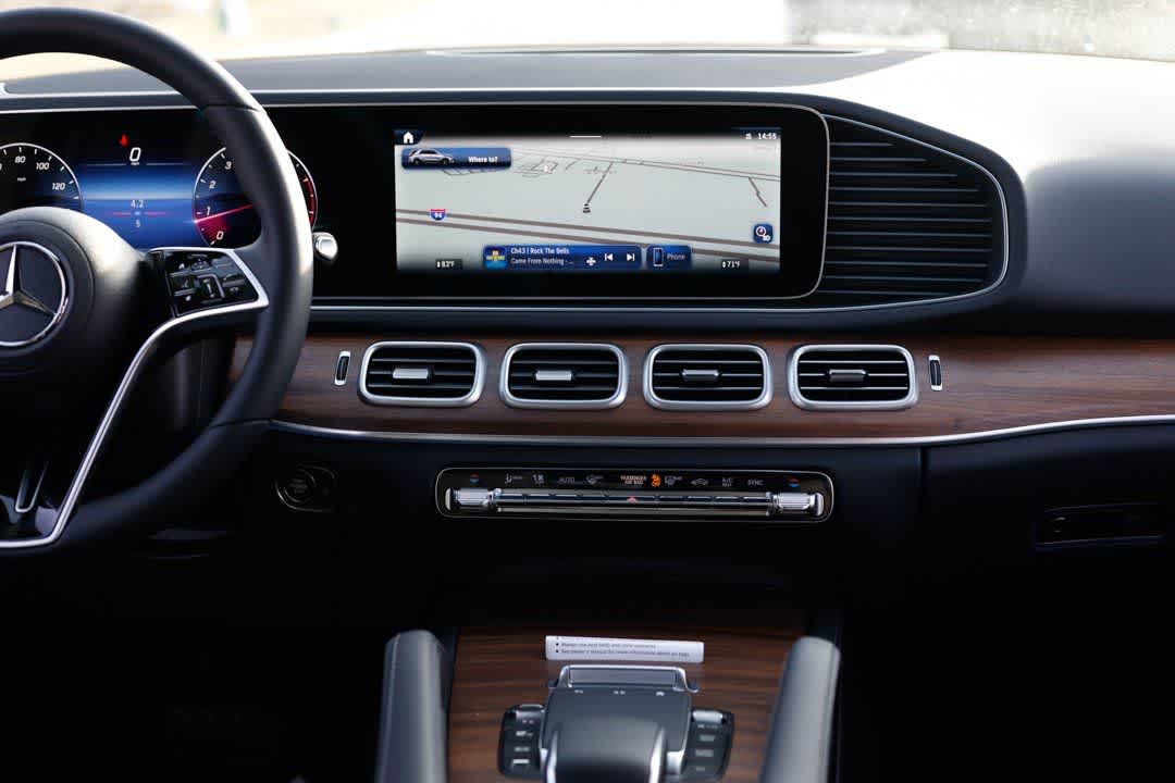 Thumbnail: 2026 Mercedes-Benz GLE - 16
