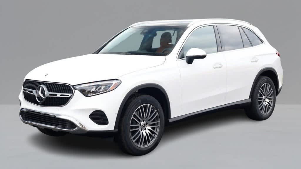 2026 Mercedes-Benz GLC Base's photo
