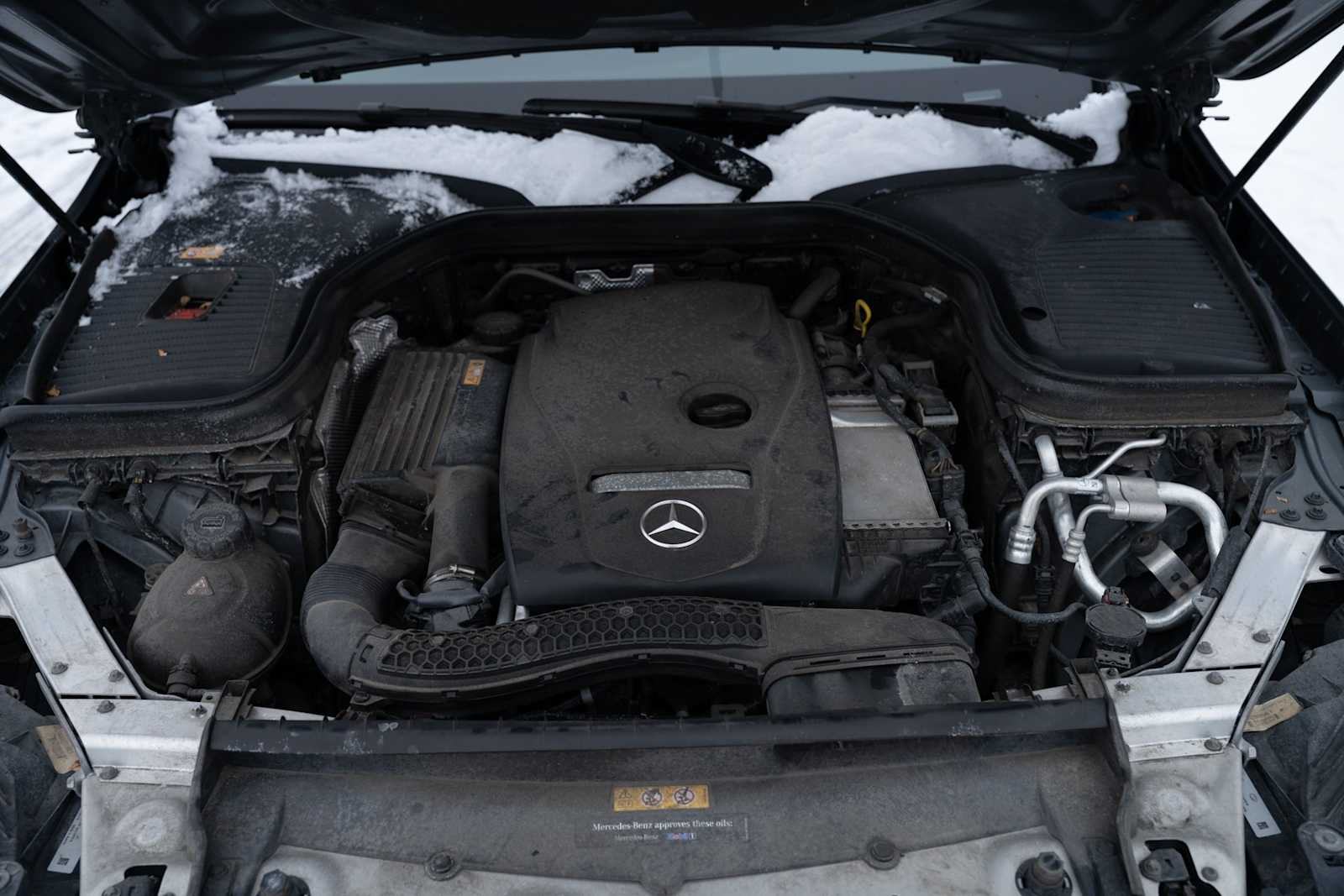 Thumbnail: 2016 Mercedes-Benz GLC - 32