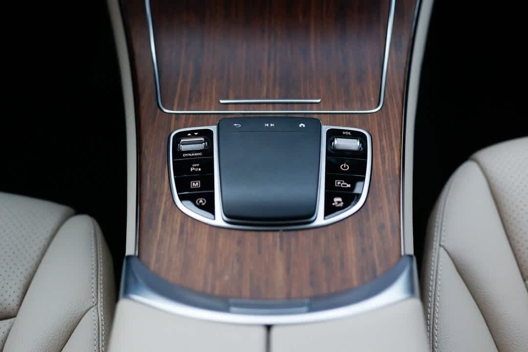 Thumbnail: 2022 Mercedes-Benz GLC - 39