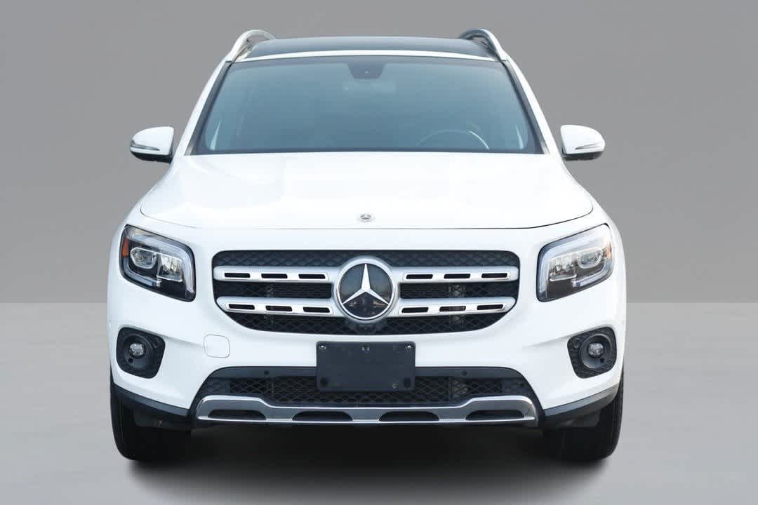 Thumbnail: 2022 Mercedes-Benz GLB - 2