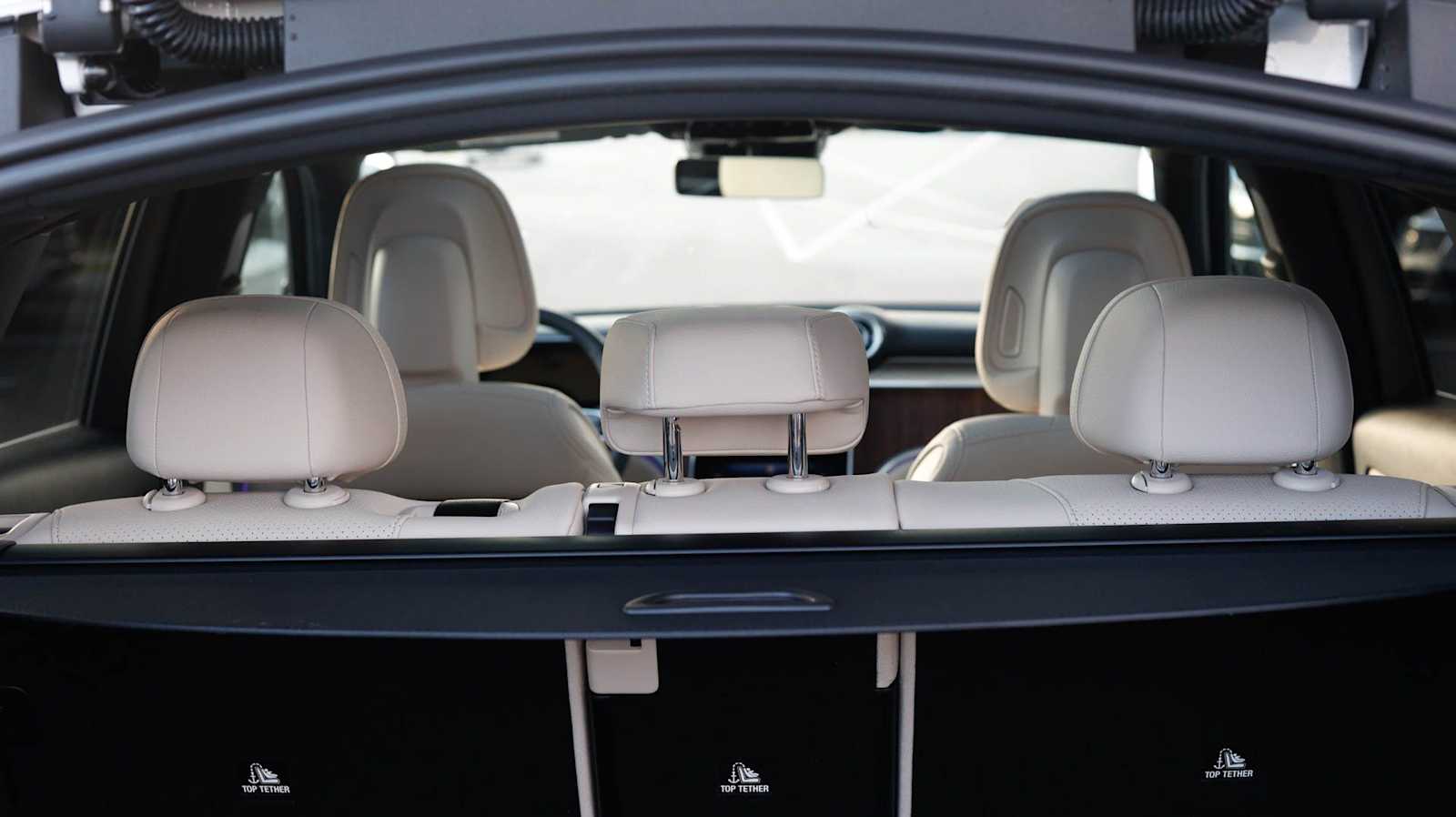 Thumbnail: 2026 Mercedes-Benz GLC - 21