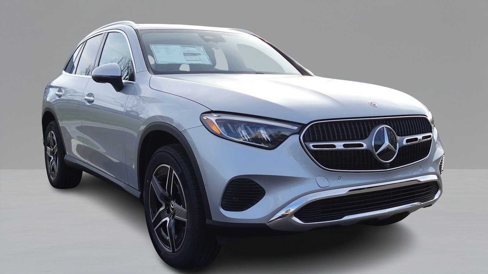 Thumbnail: 2026 Mercedes-Benz GLC - 3