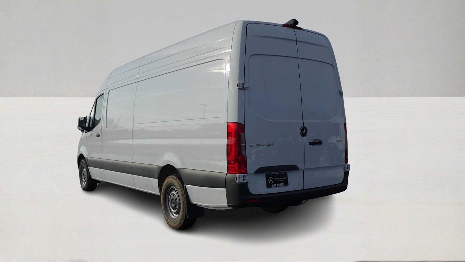 Thumbnail: 2025 Mercedes-Benz Sprinter - 7