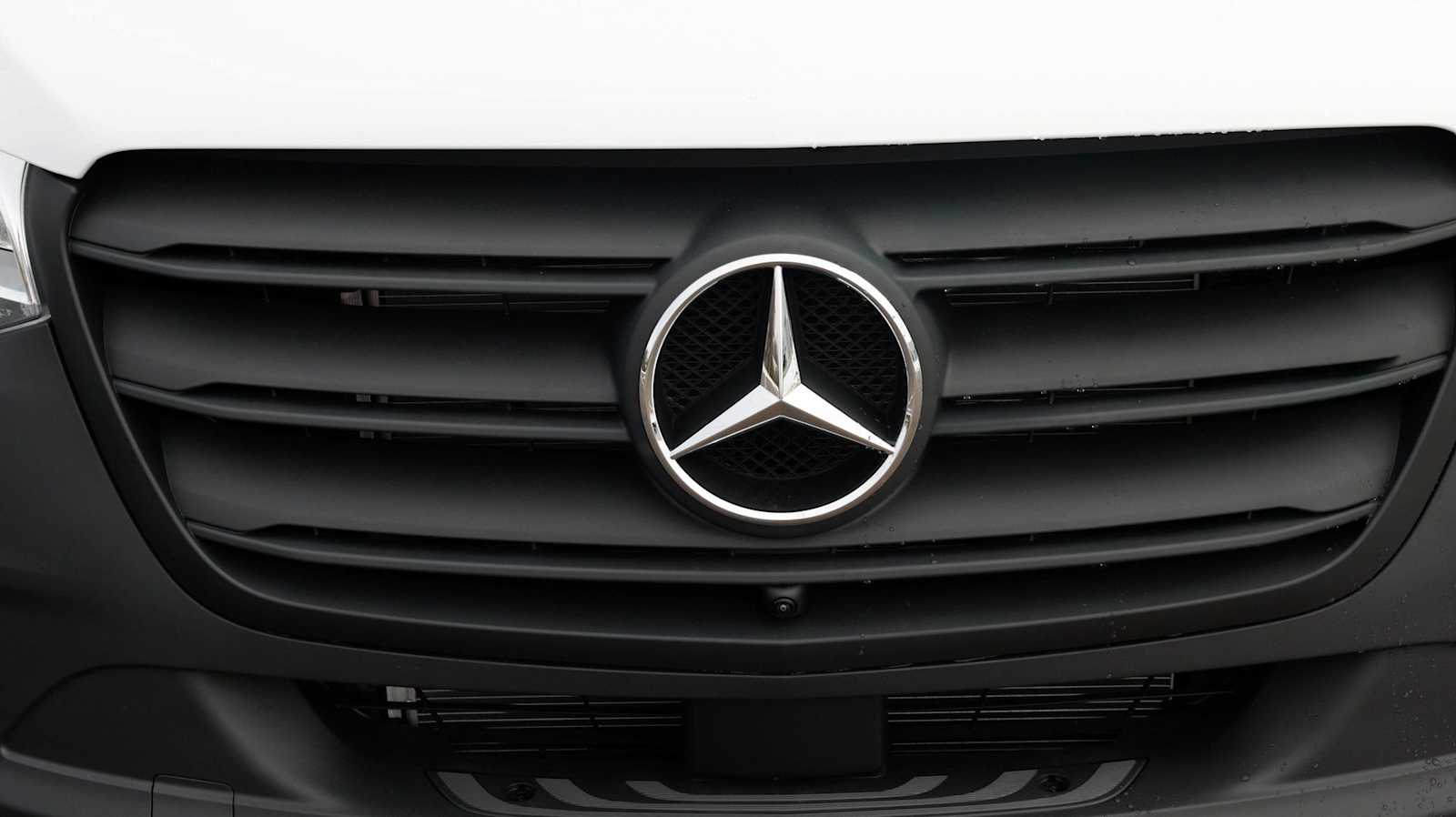Thumbnail: 2026 Mercedes-Benz Sprinter - 13