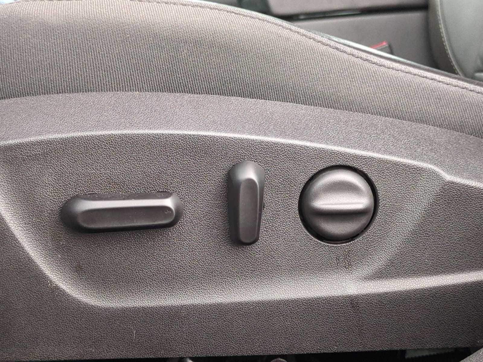 Thumbnail: 2017 Buick Regal - 18