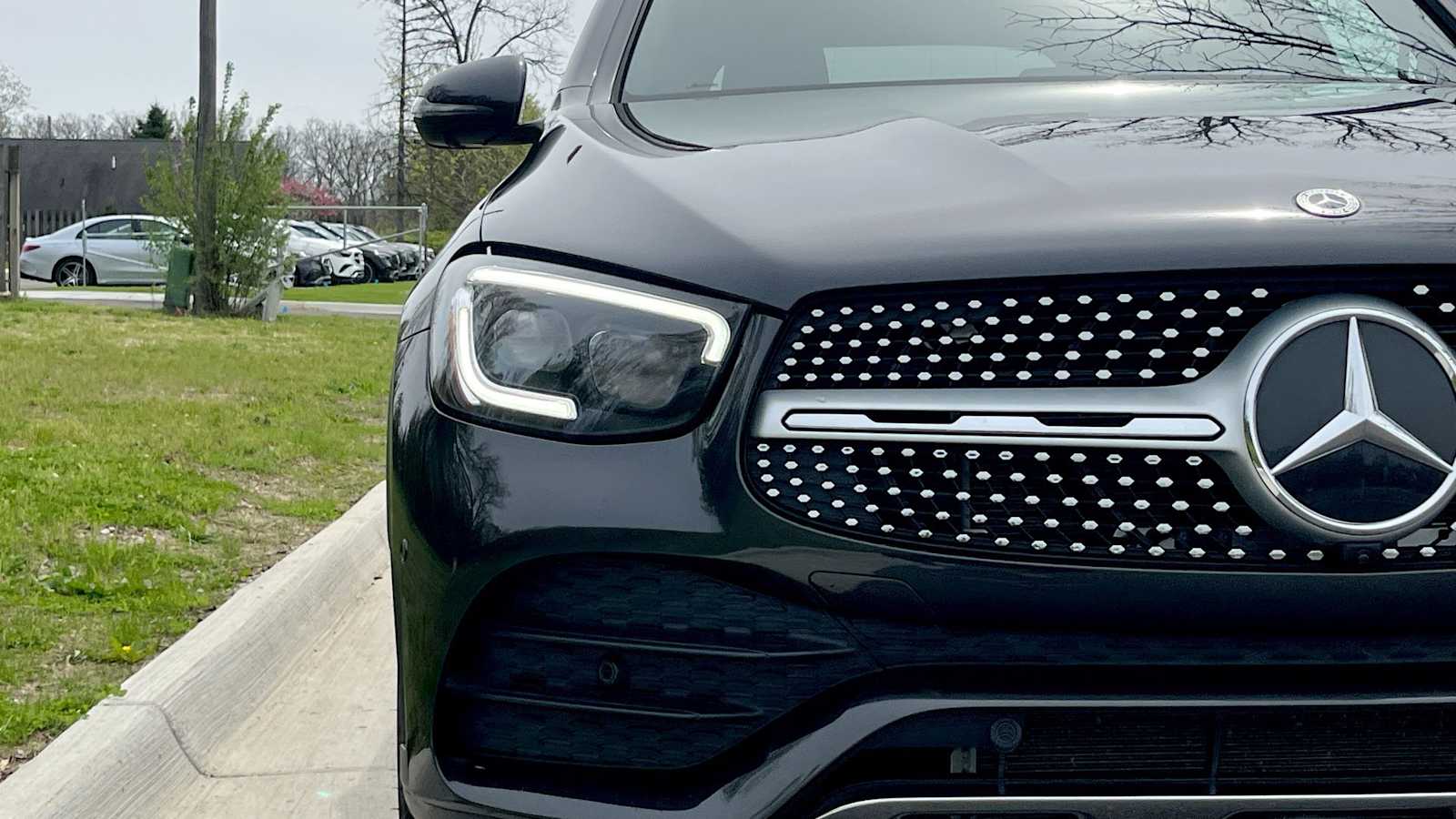 Thumbnail: 2022 Mercedes-Benz GLC - 11