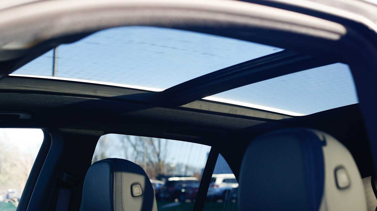 Thumbnail: 2026 Mercedes-Benz GLE - 17