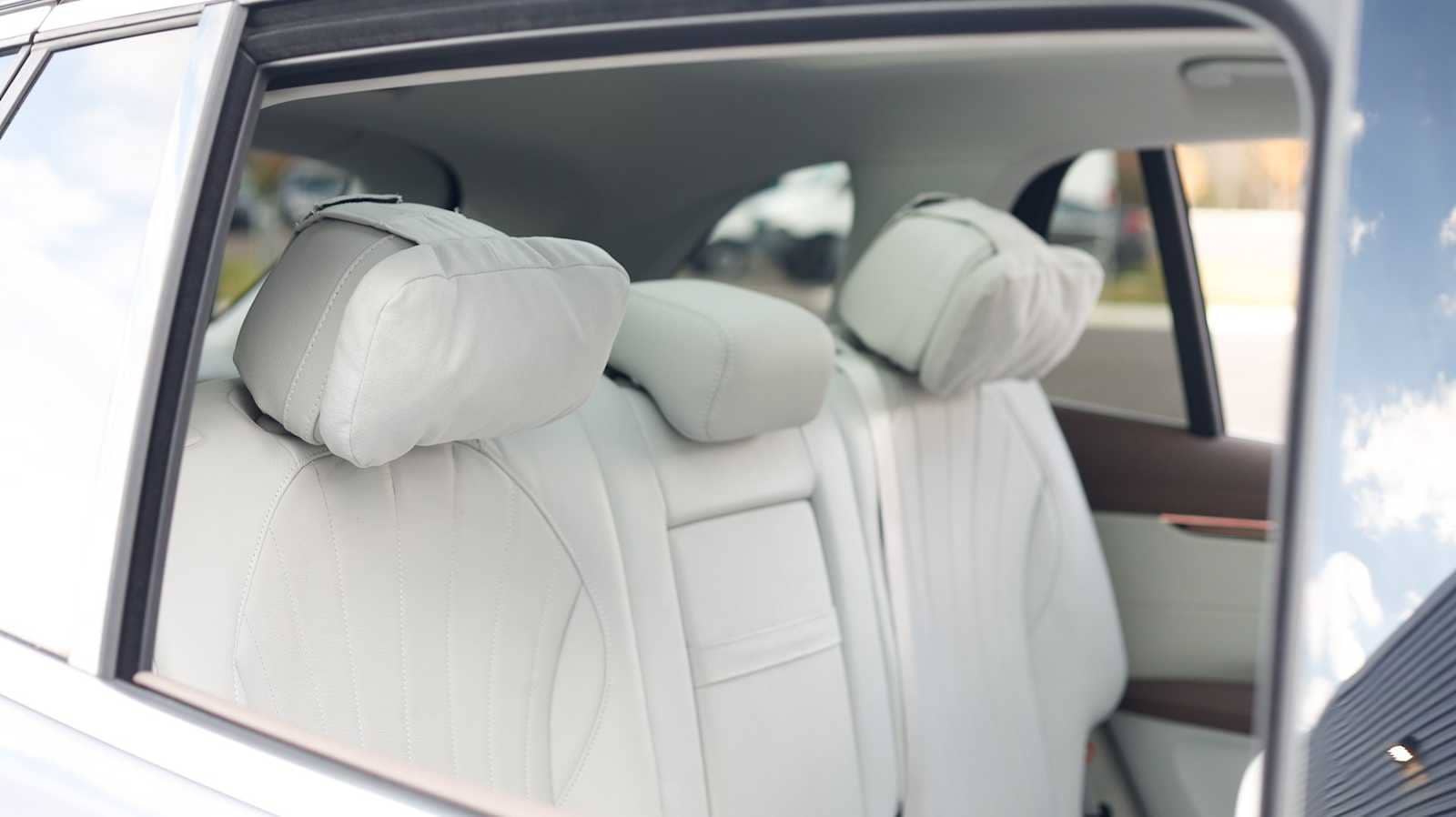 Thumbnail: 2023 Mercedes-Benz EQS - 24