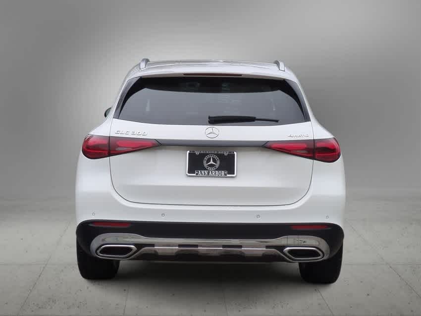 Thumbnail: 2025 Mercedes-Benz GLC - 7