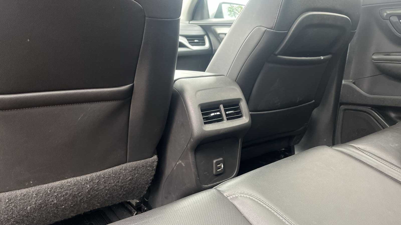 Thumbnail: 2022 GMC Terrain - 38