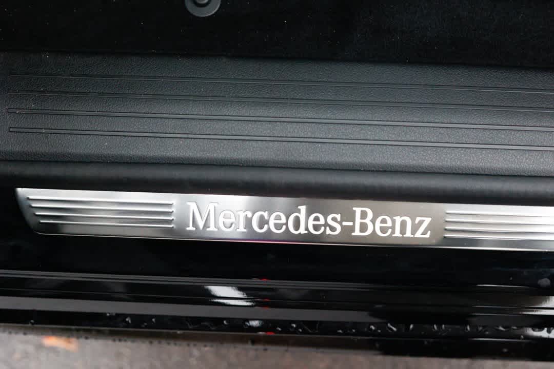 Thumbnail: 2026 Mercedes-Benz GLE - 37