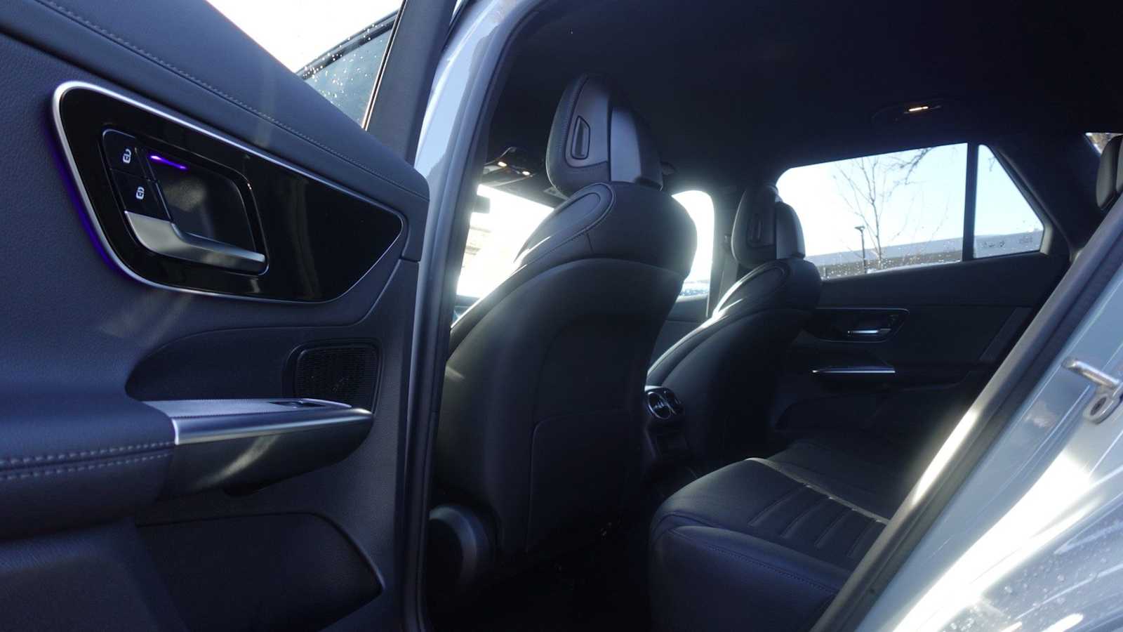 Thumbnail: 2026 Mercedes-Benz GLC - 43