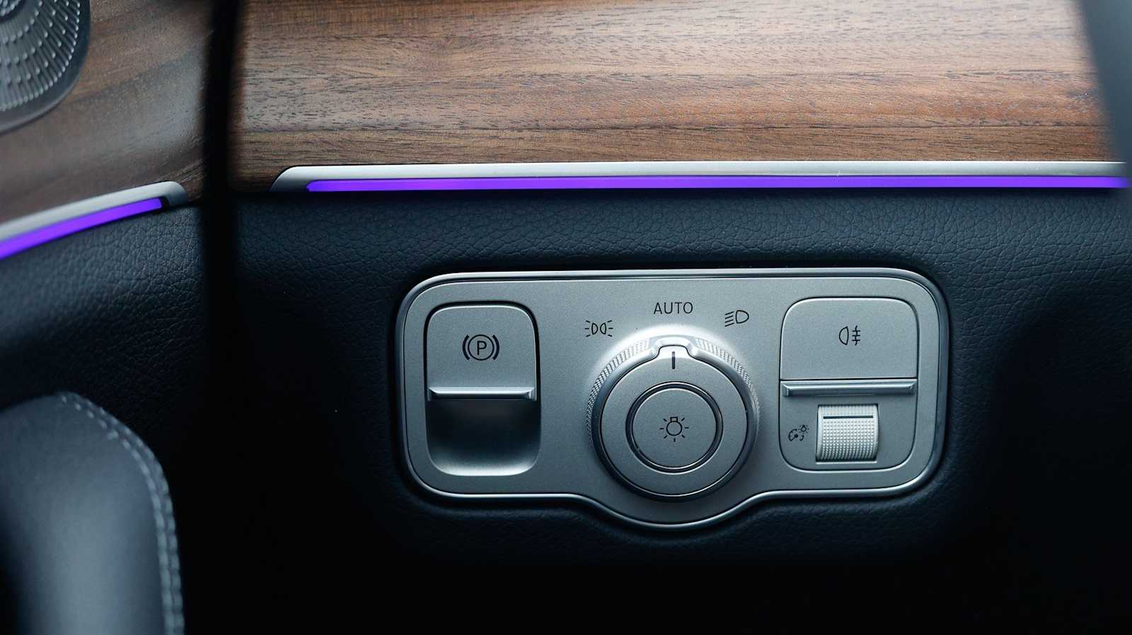 Thumbnail: 2026 Mercedes-Benz GLE - 31