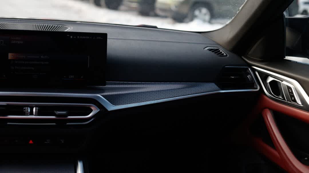 Thumbnail: 2022 BMW i4 - 22