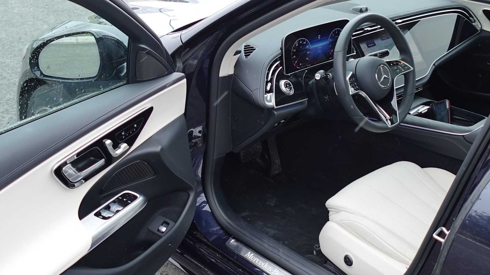 Thumbnail: 2026 Mercedes-Benz E-Class - 24