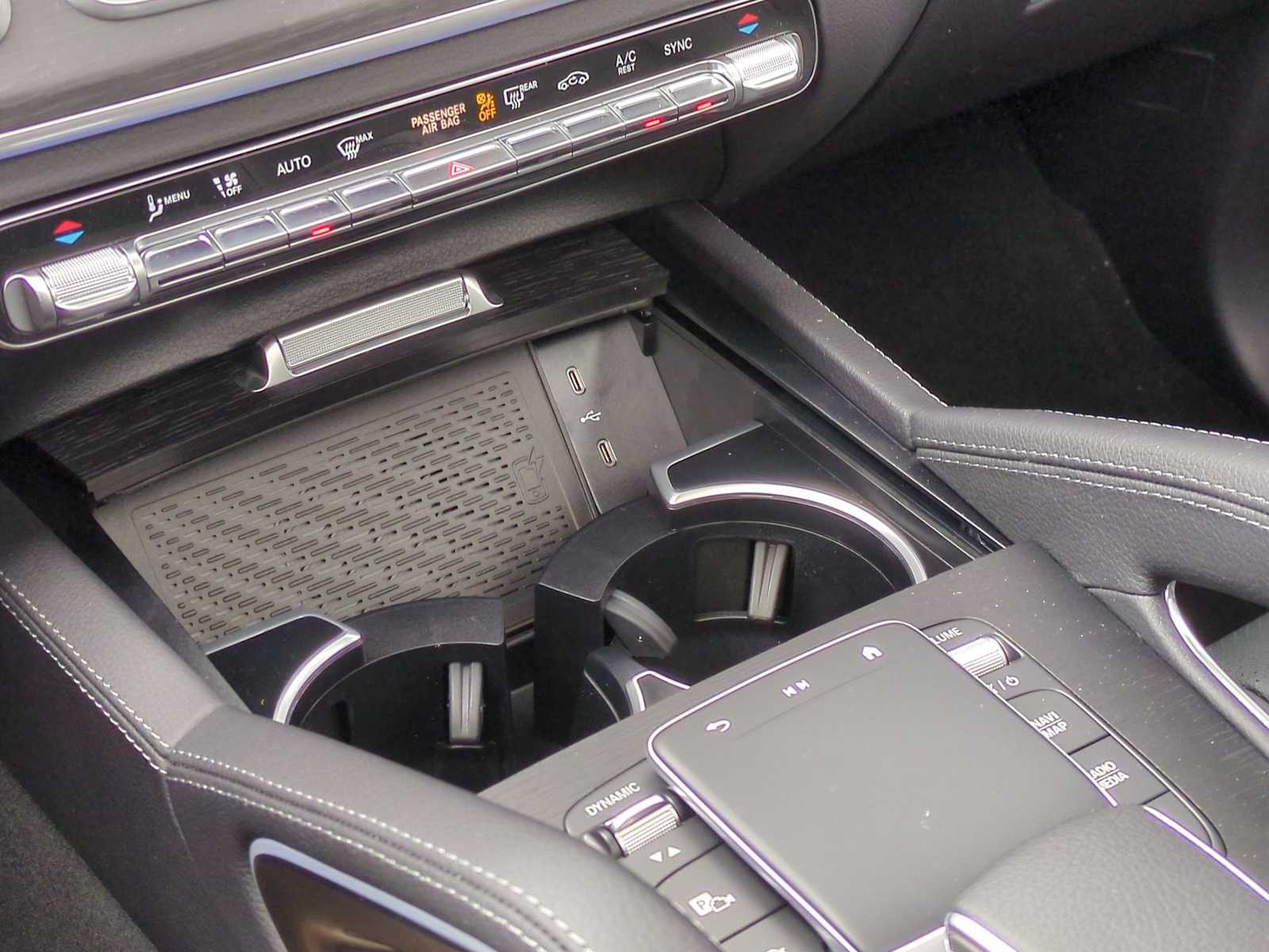 Thumbnail: 2025 Mercedes-Benz GLS - 33