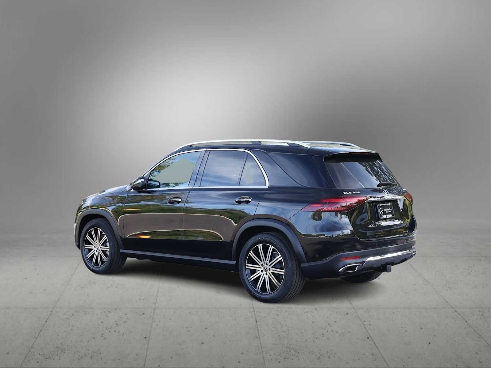 Thumbnail: 2026 Mercedes-Benz GLE - 7