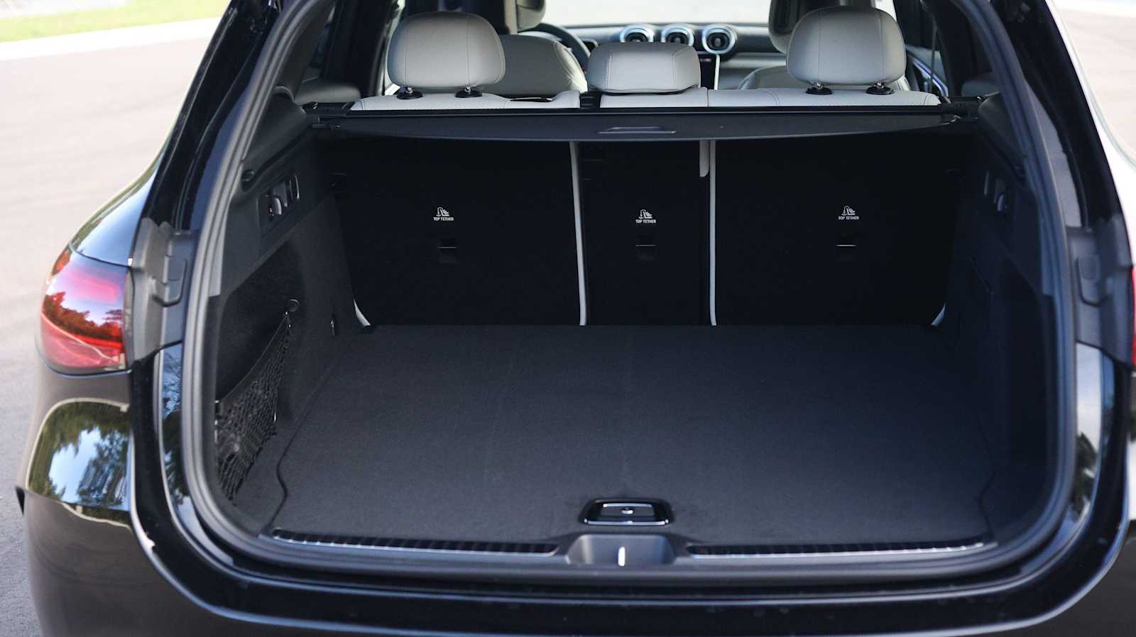 Thumbnail: 2026 Mercedes-Benz GLC - 16