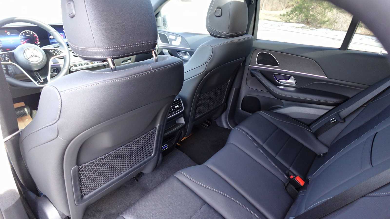 Thumbnail: 2026 Mercedes-Benz GLE - 45