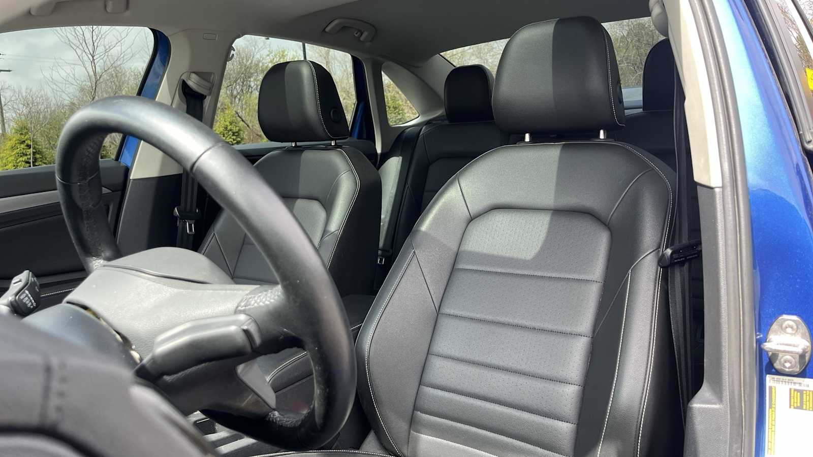 Thumbnail: 2023 Volkswagen Jetta - 28