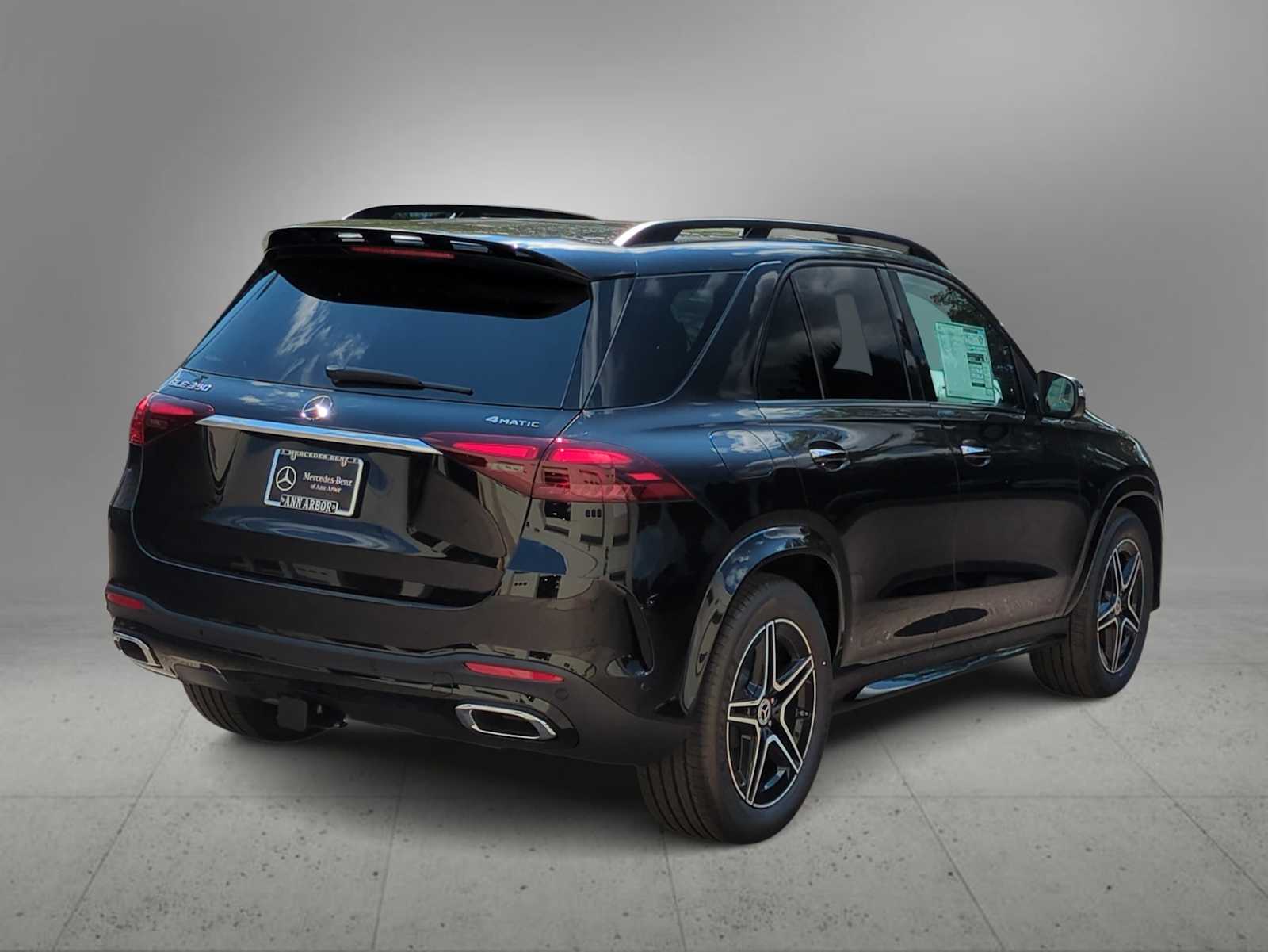 Thumbnail: 2026 Mercedes-Benz GLE - 8