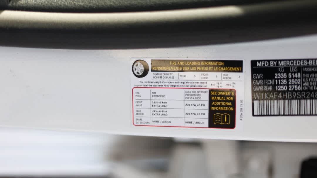 Thumbnail: 2025 Mercedes-Benz C-Class - 35