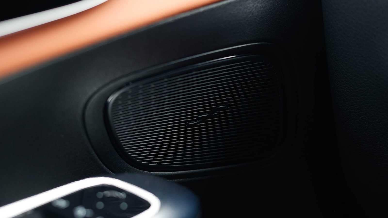 Thumbnail: 2026 Mercedes-Benz GLC - 35