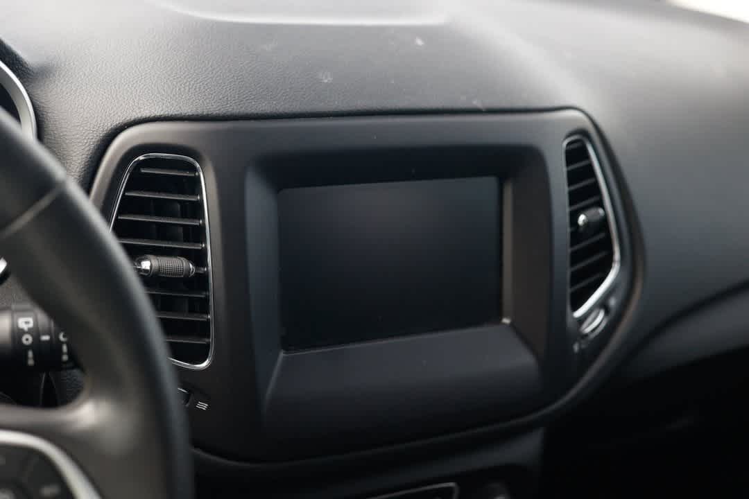 Thumbnail: 2018 Jeep Compass - 20