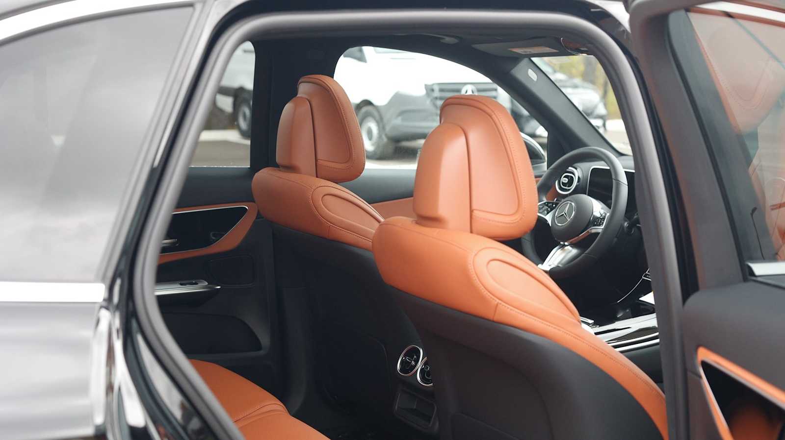 Thumbnail: 2026 Mercedes-Benz GLC - 29