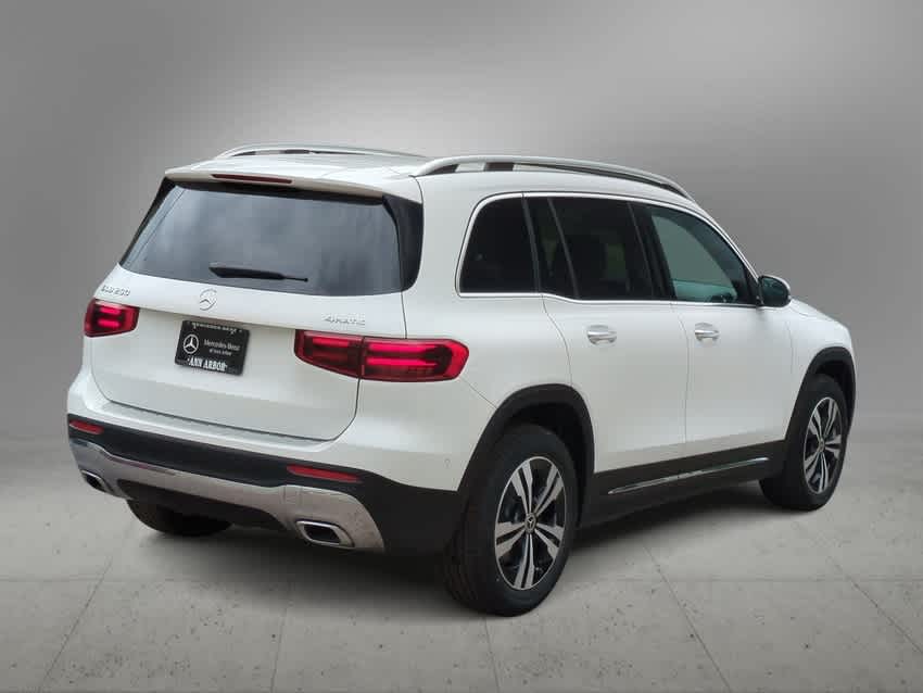 Thumbnail: 2025 Mercedes-Benz GLB - 8