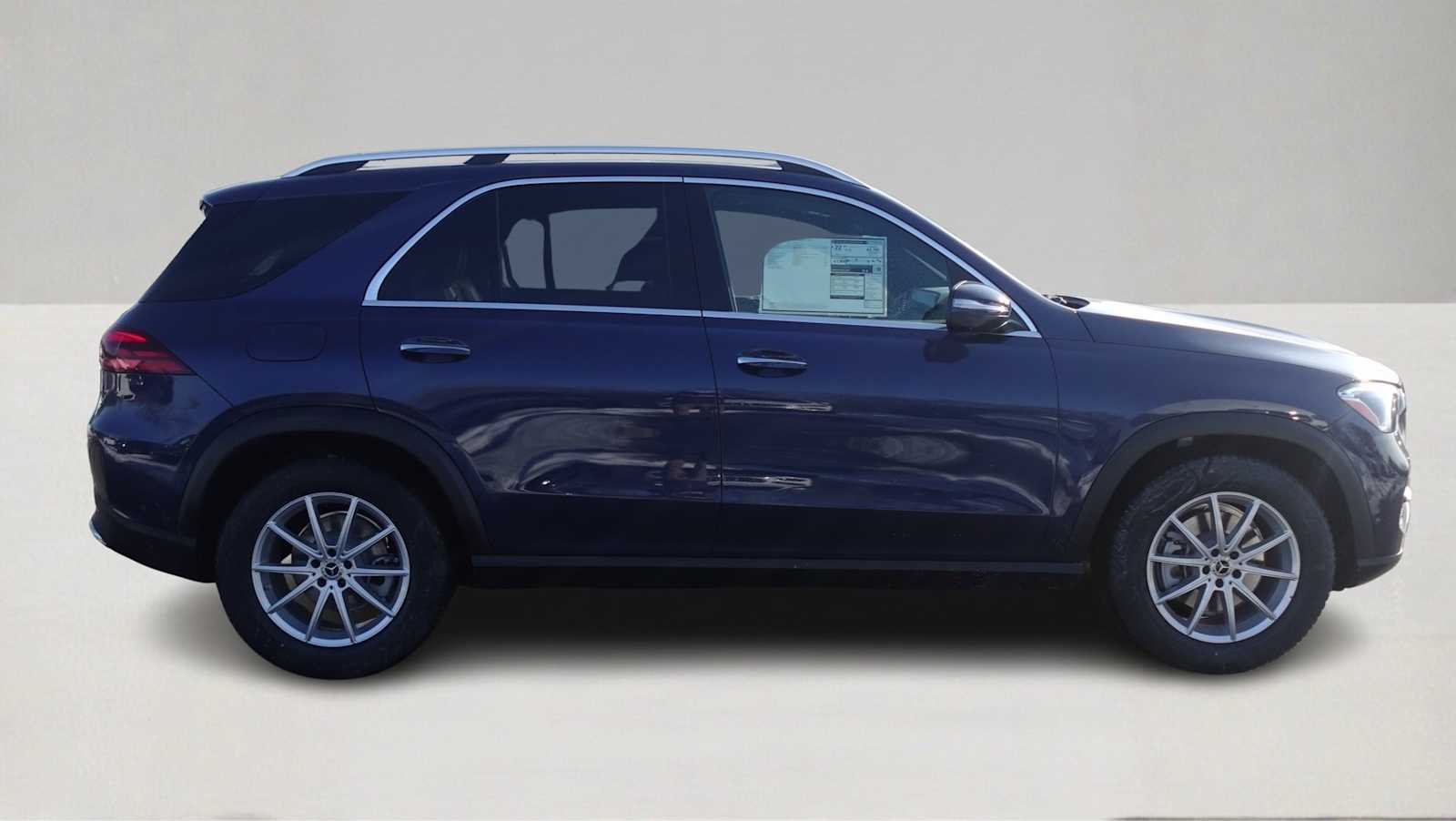 Thumbnail: 2026 Mercedes-Benz GLE - 4