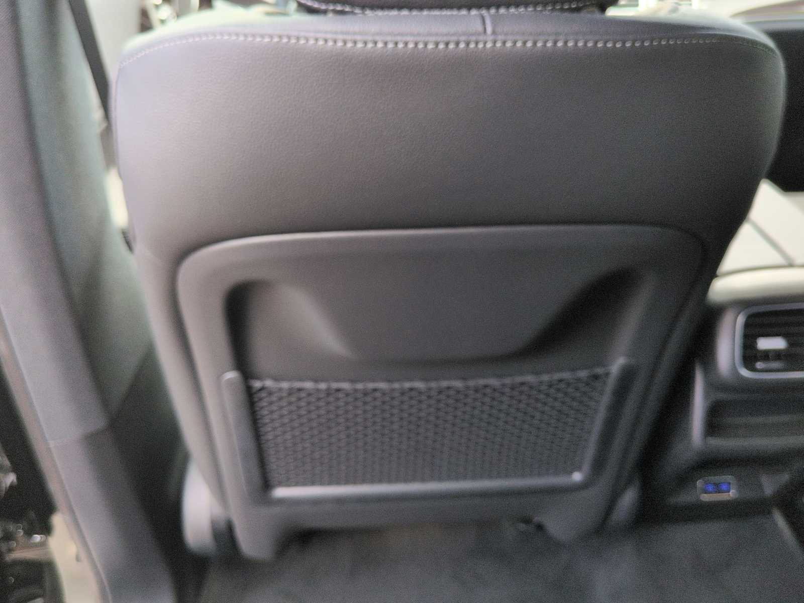 Thumbnail: 2025 Mercedes-Benz GLE - 21