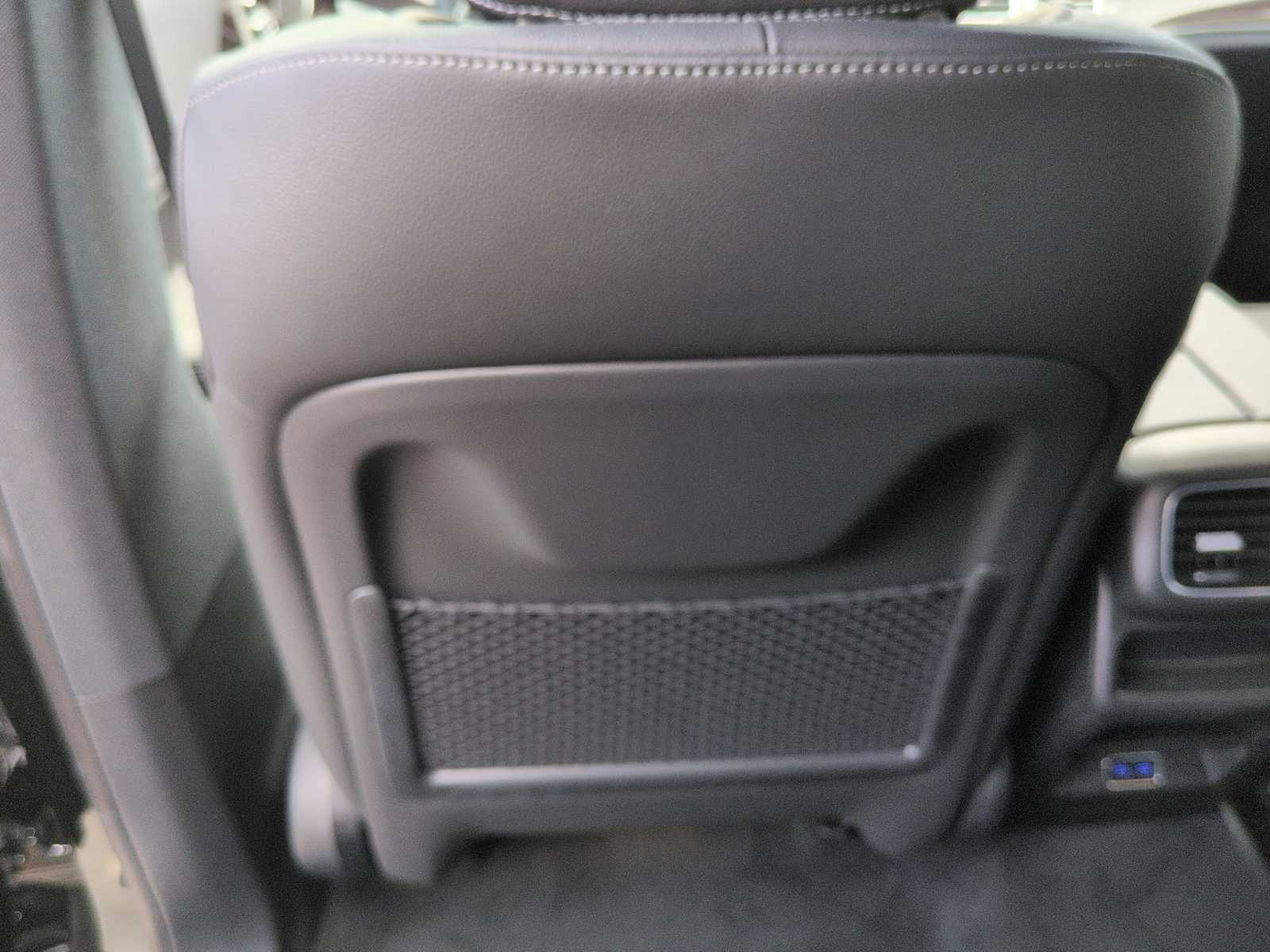 Thumbnail: 2025 Mercedes-Benz GLE - 21