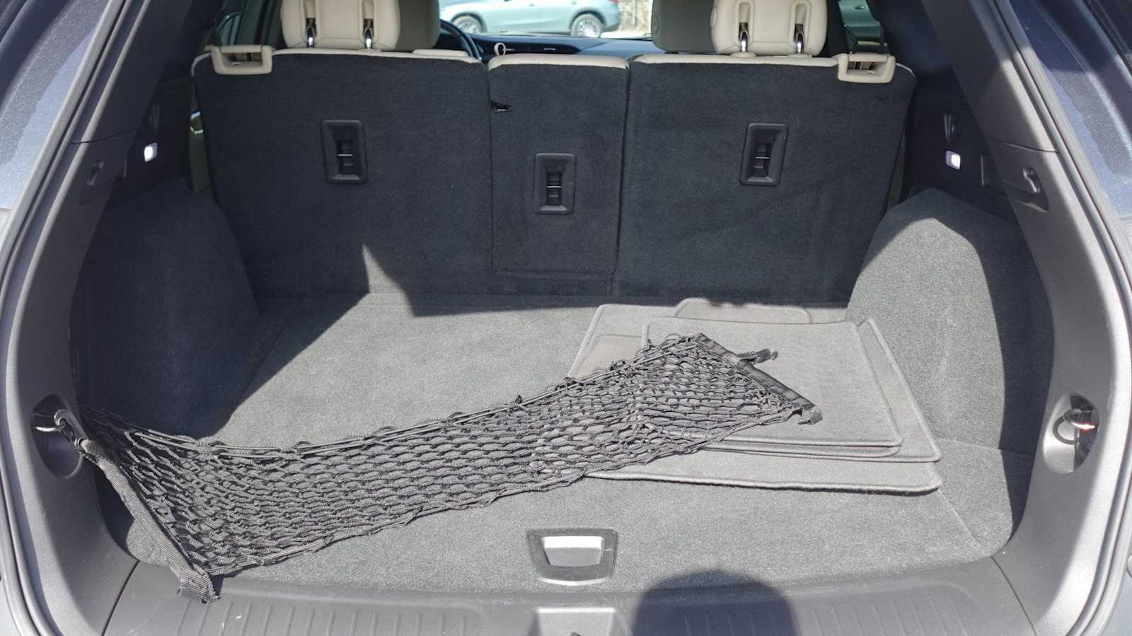 Thumbnail: 2019 Cadillac XT5 - 12