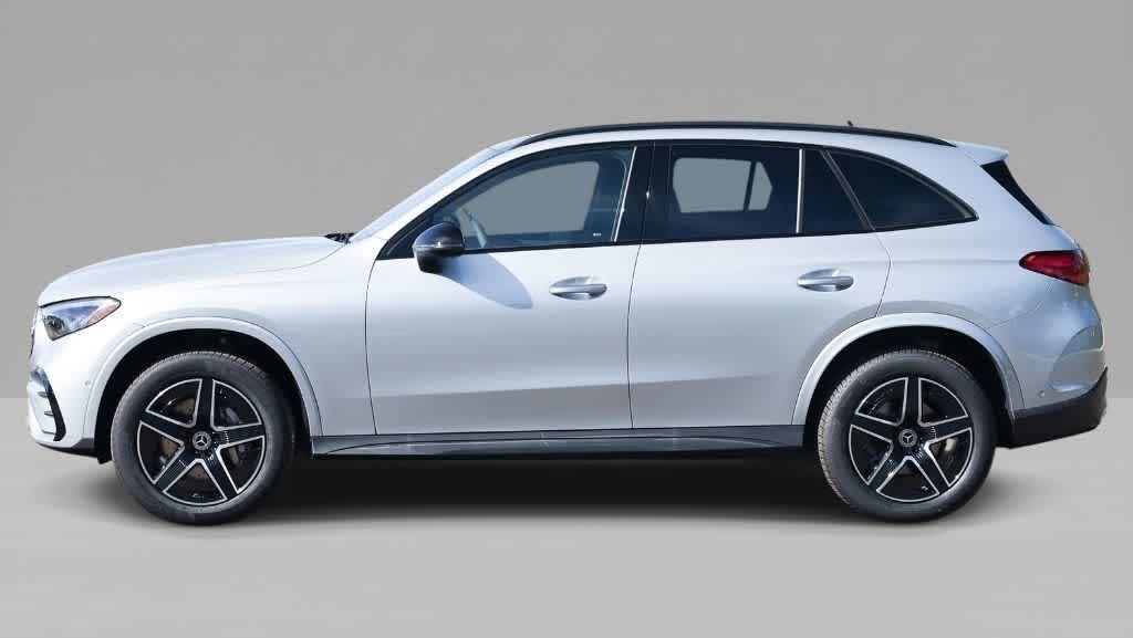 Thumbnail: 2026 Mercedes-Benz GLC - 9