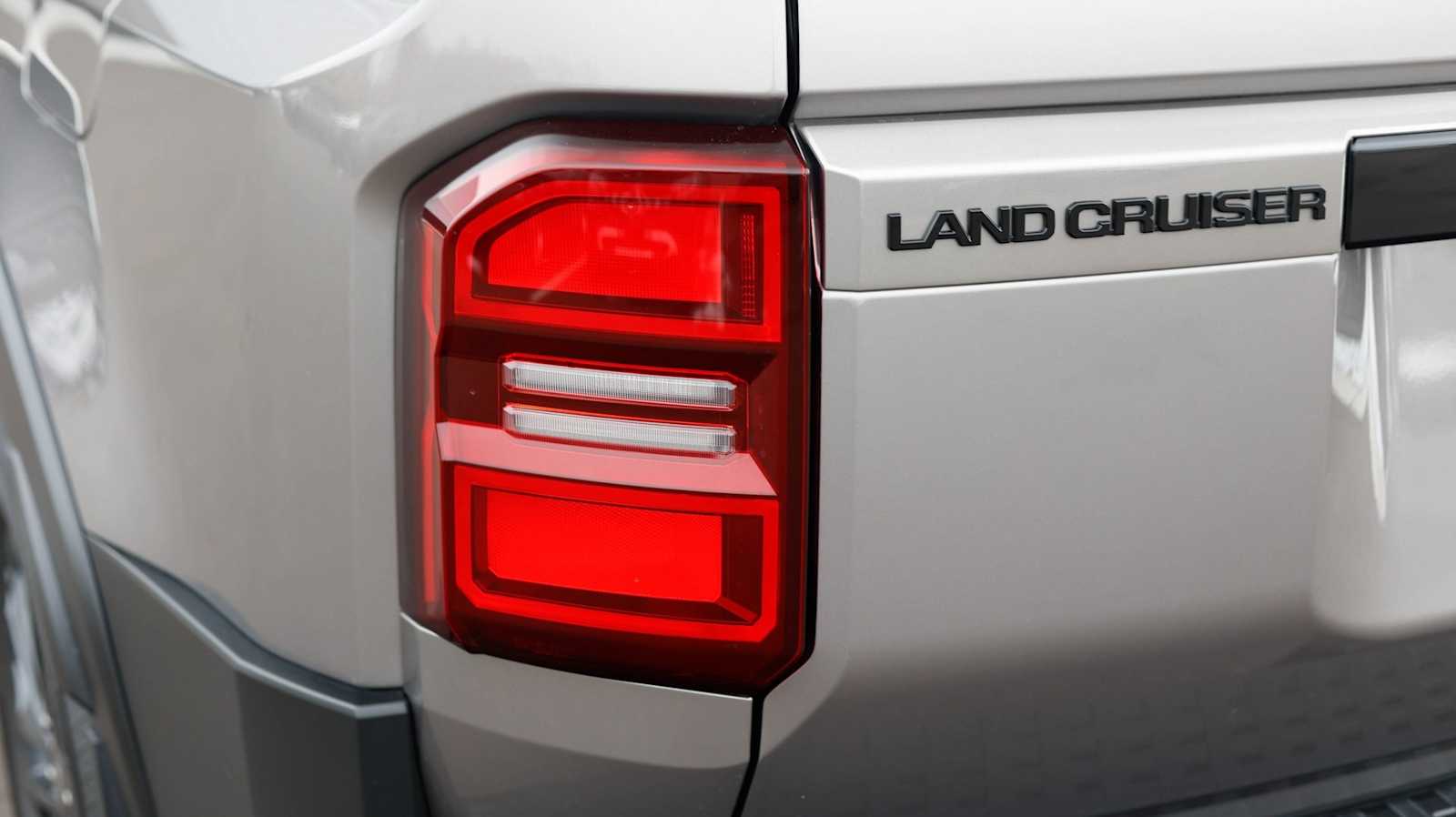 Thumbnail: 2025 Toyota Land Cruiser - 16