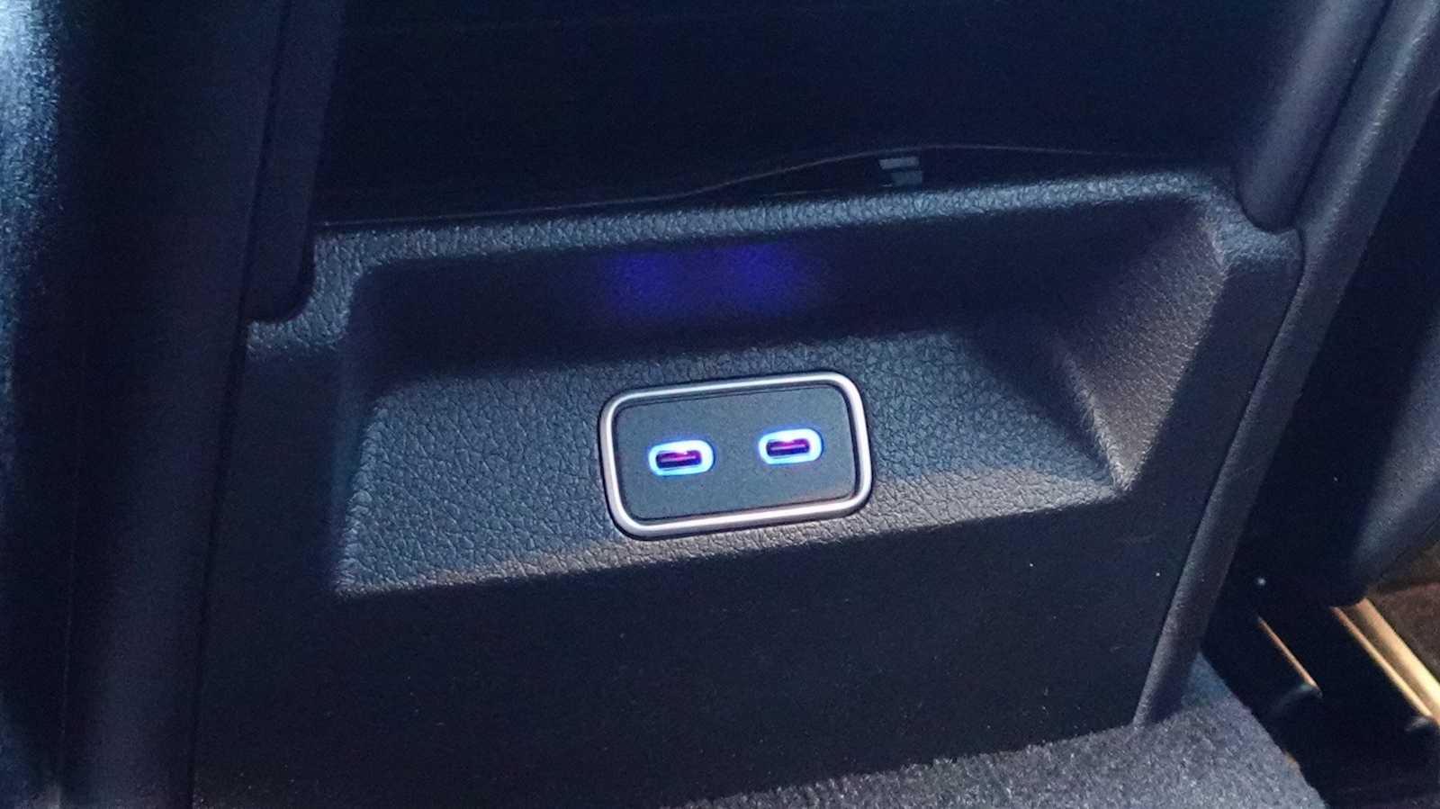 Thumbnail: 2026 Mercedes-Benz GLE - 50