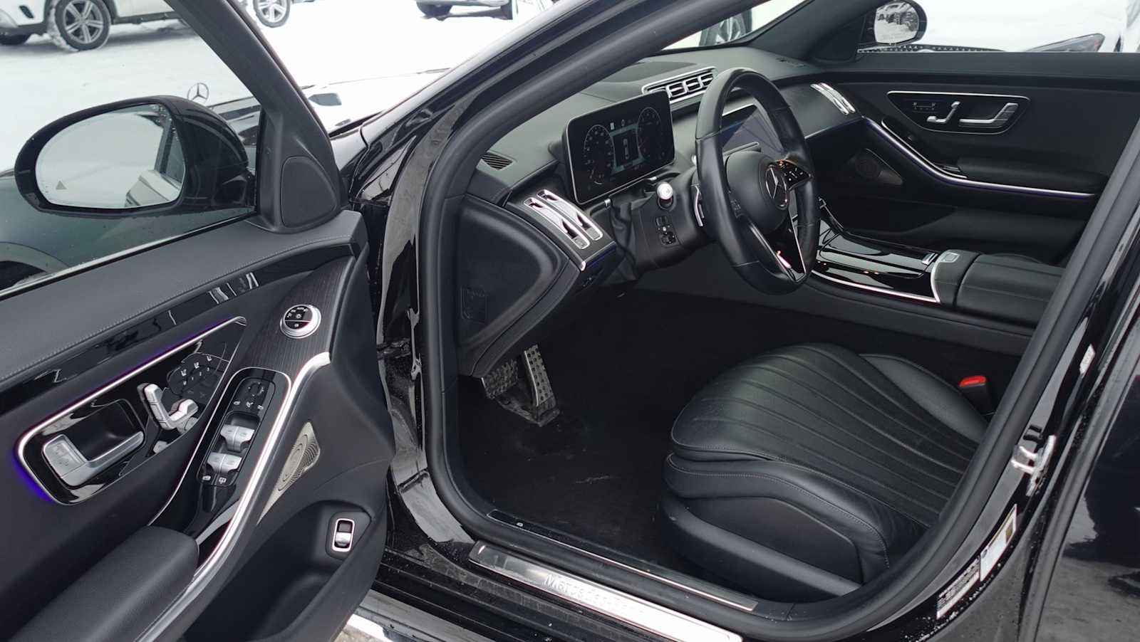 Thumbnail: 2022 Mercedes-Benz S-Class - 15