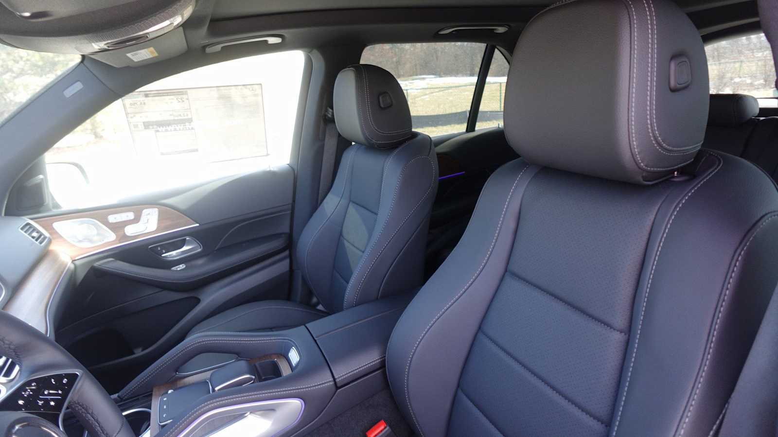 Thumbnail: 2026 Mercedes-Benz GLE - 18