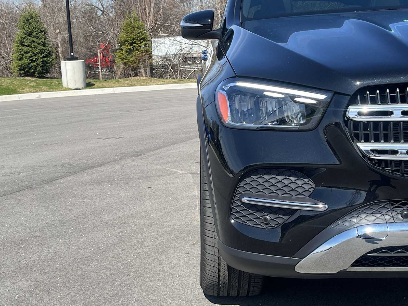 Thumbnail: 2026 Mercedes-Benz GLE - 22