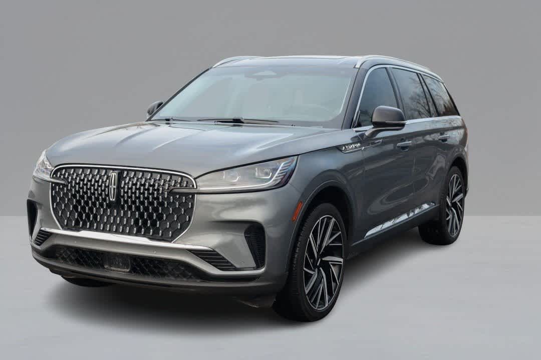 Thumbnail: 2025 Lincoln Aviator - 1