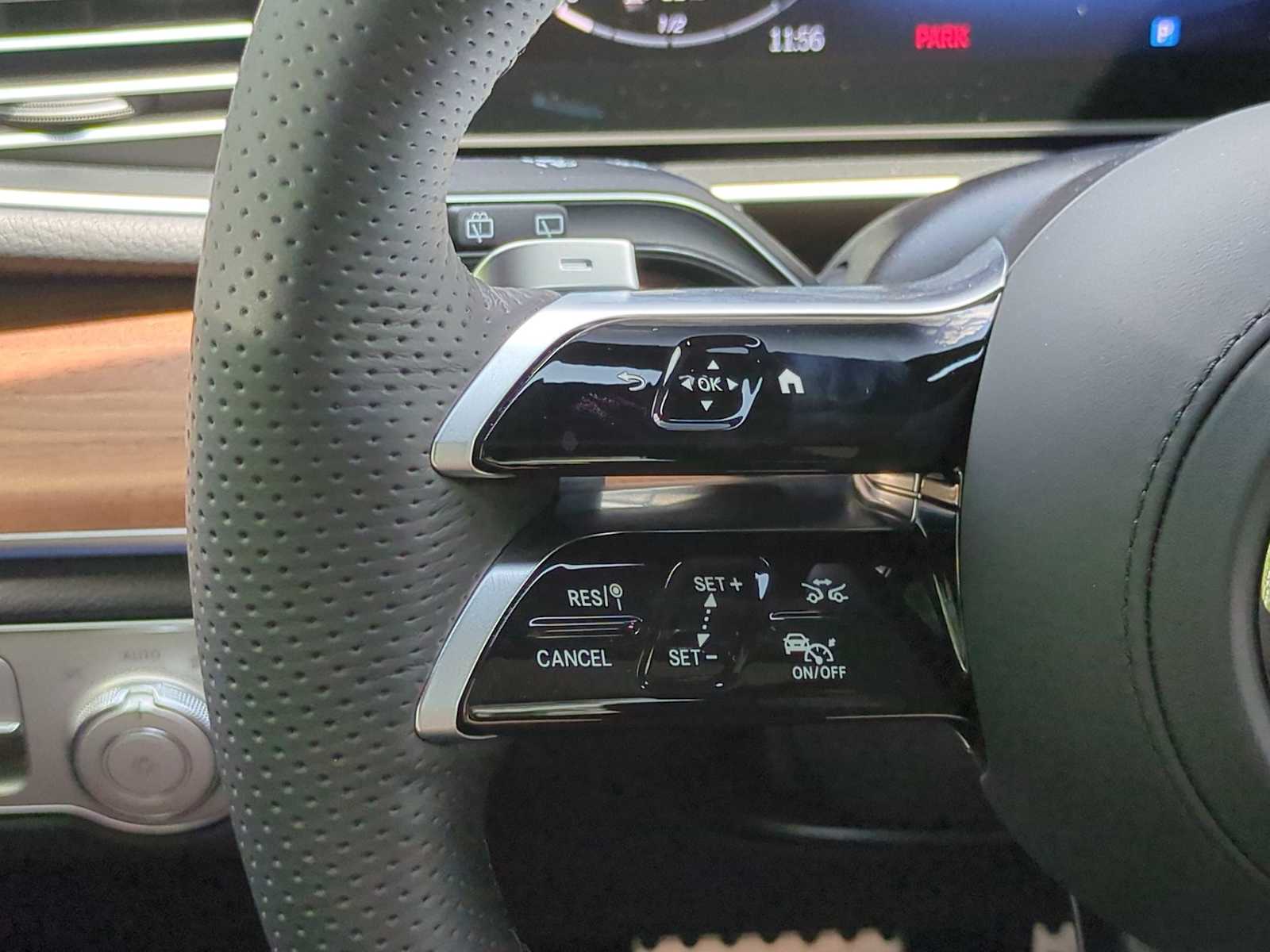 Thumbnail: 2025 Mercedes-Benz GLS - 26