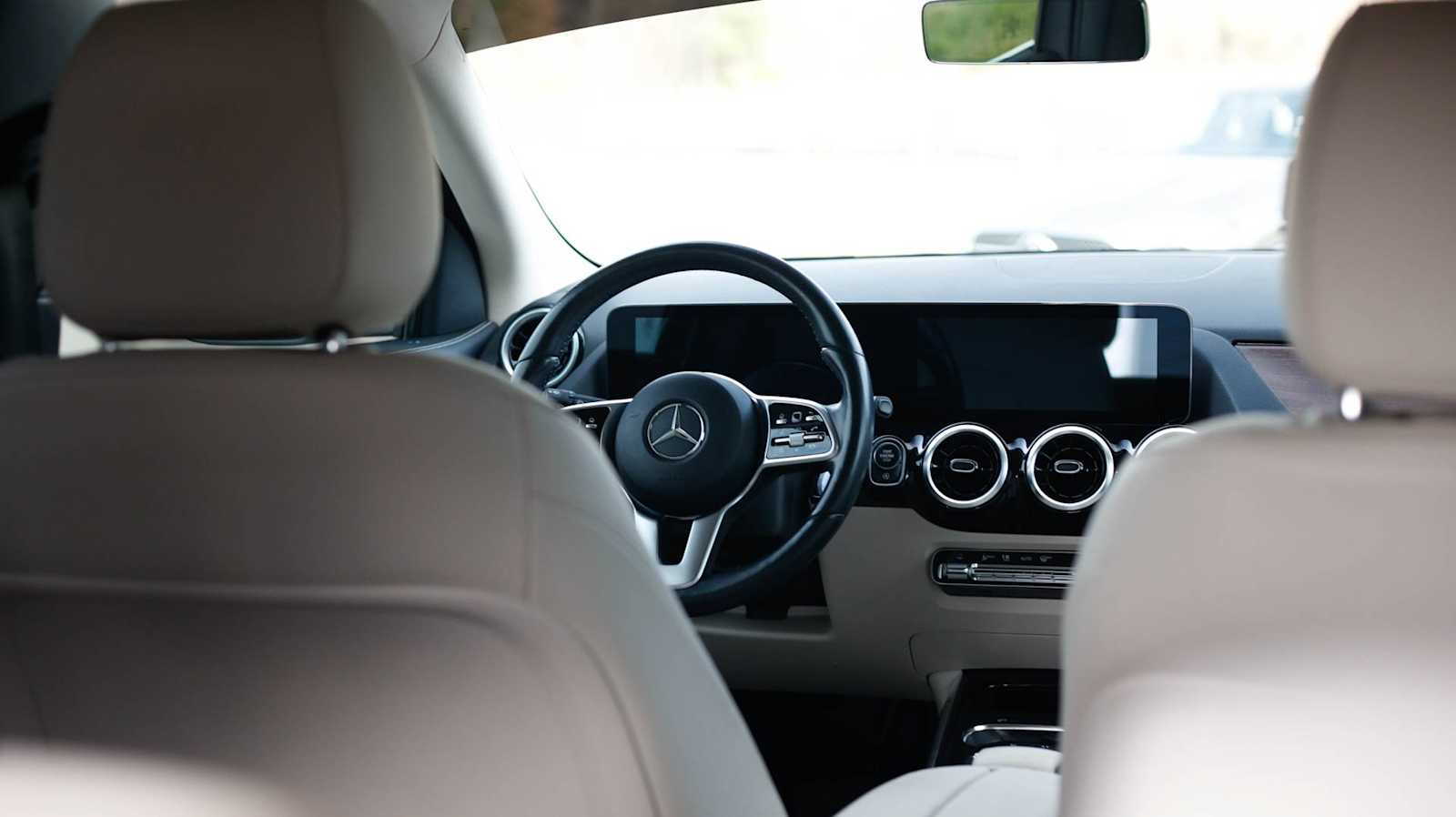 Thumbnail: 2022 Mercedes-Benz GLA - 19