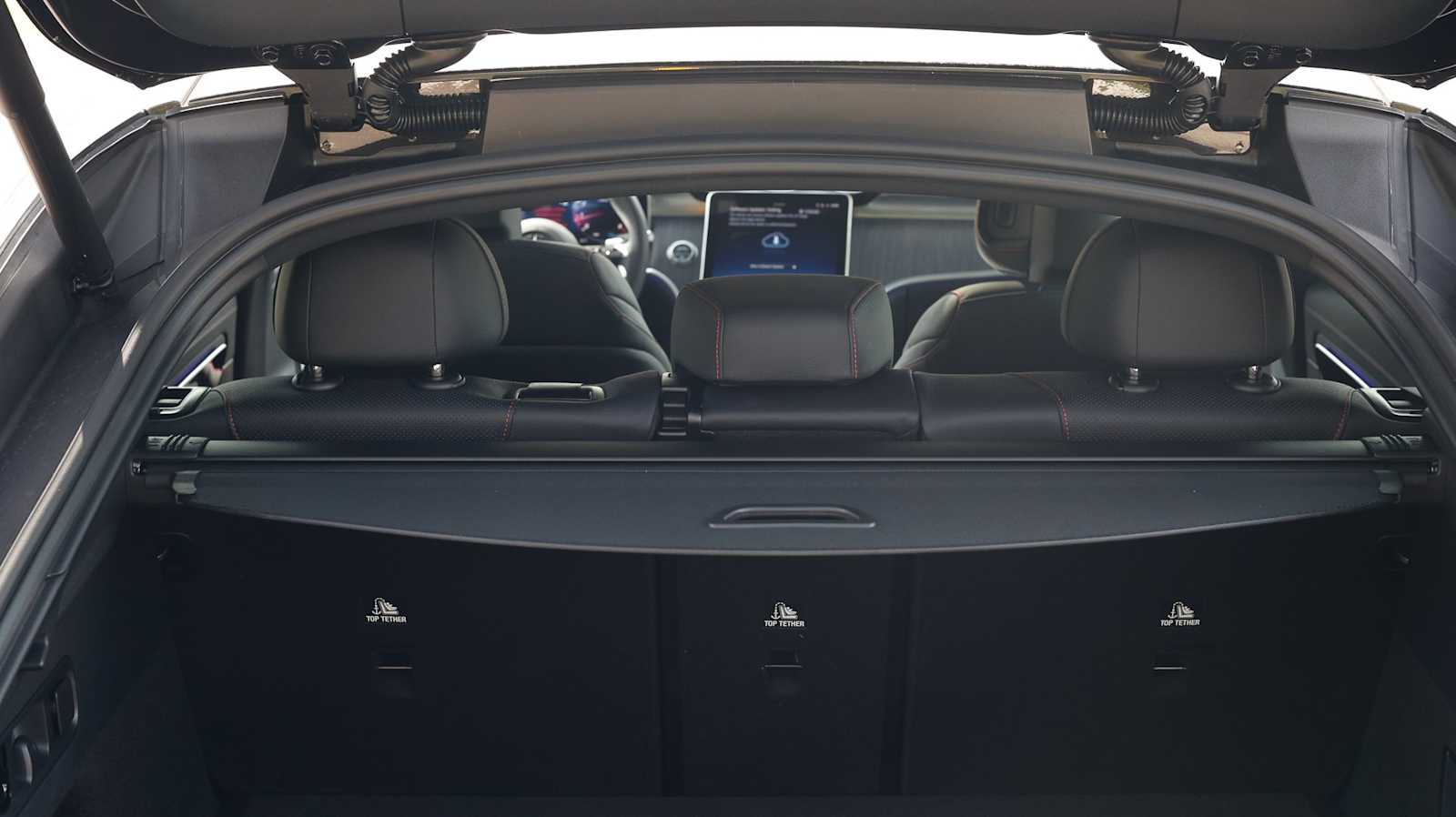 Thumbnail: 2026 Mercedes-Benz GLC - 30