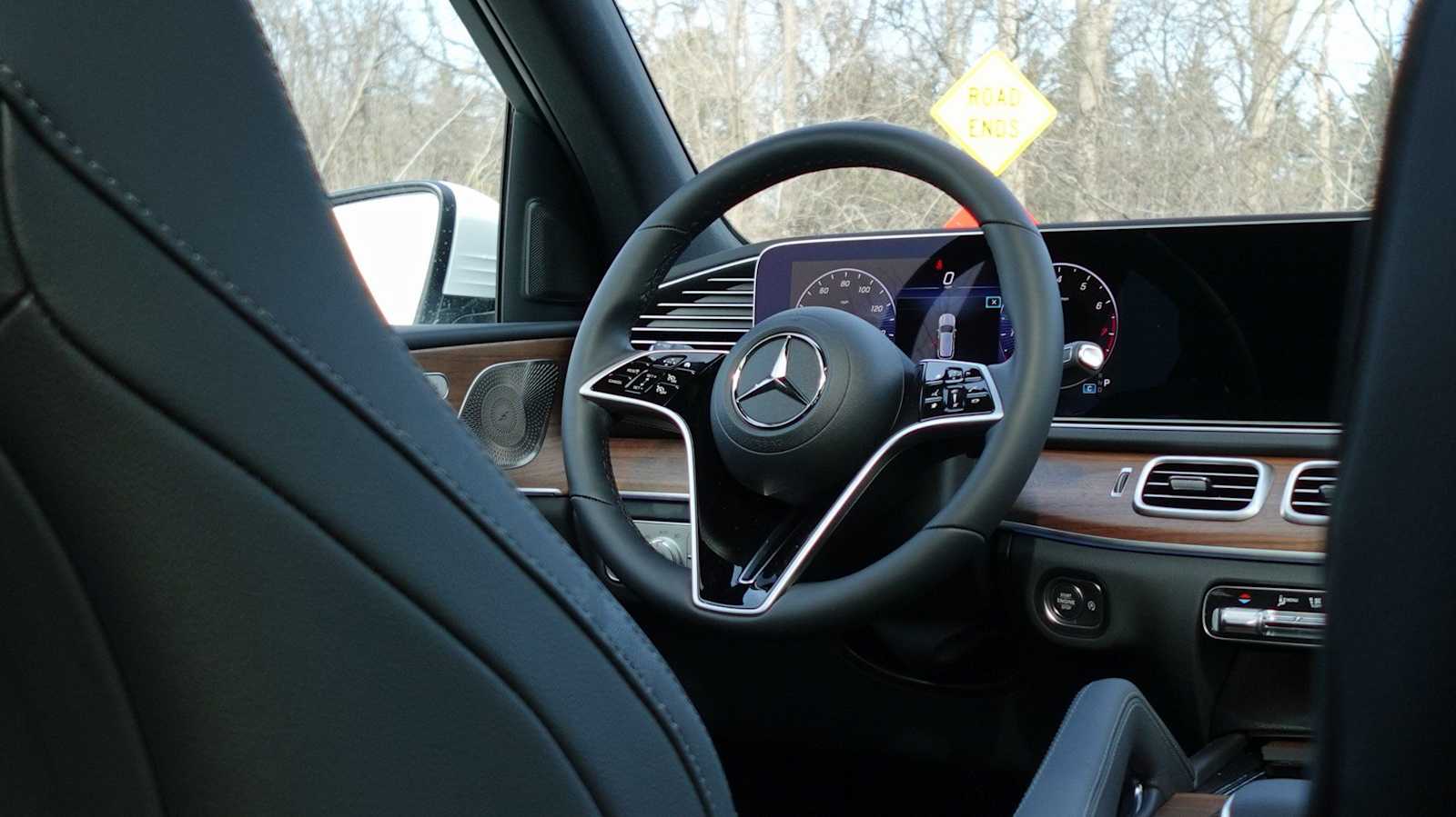 Thumbnail: 2026 Mercedes-Benz GLE - 47