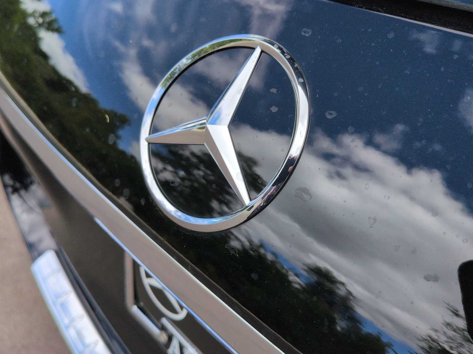 Thumbnail: 2025 Mercedes-Benz GLE - 12