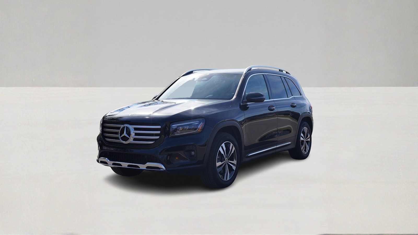 Thumbnail: 2026 Mercedes-Benz GLB - 1