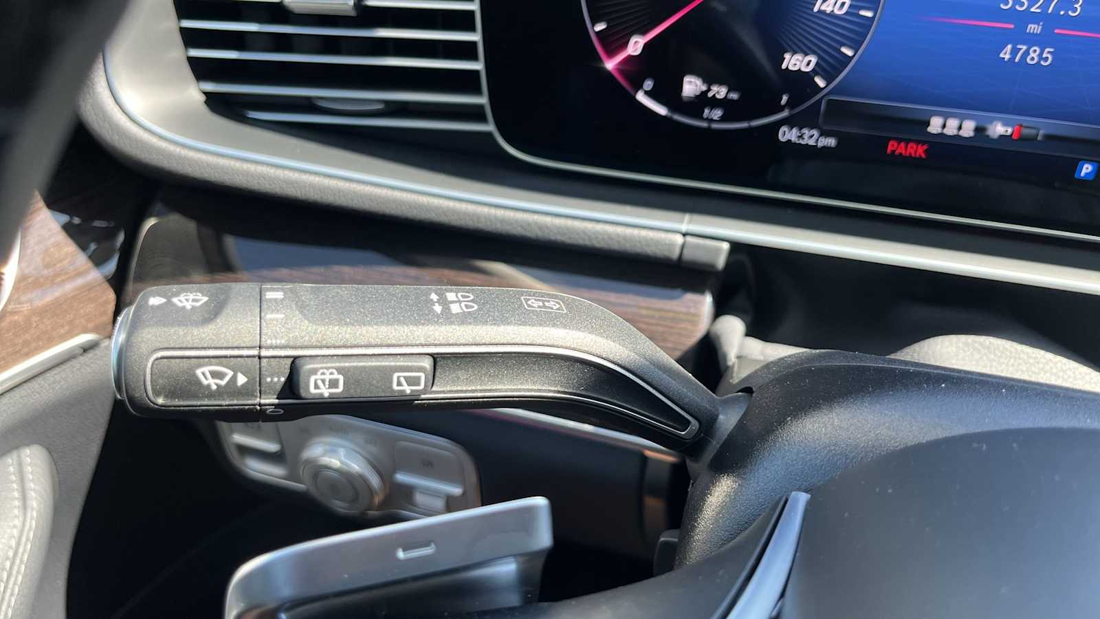Thumbnail: 2026 Mercedes-Benz GLE - 43